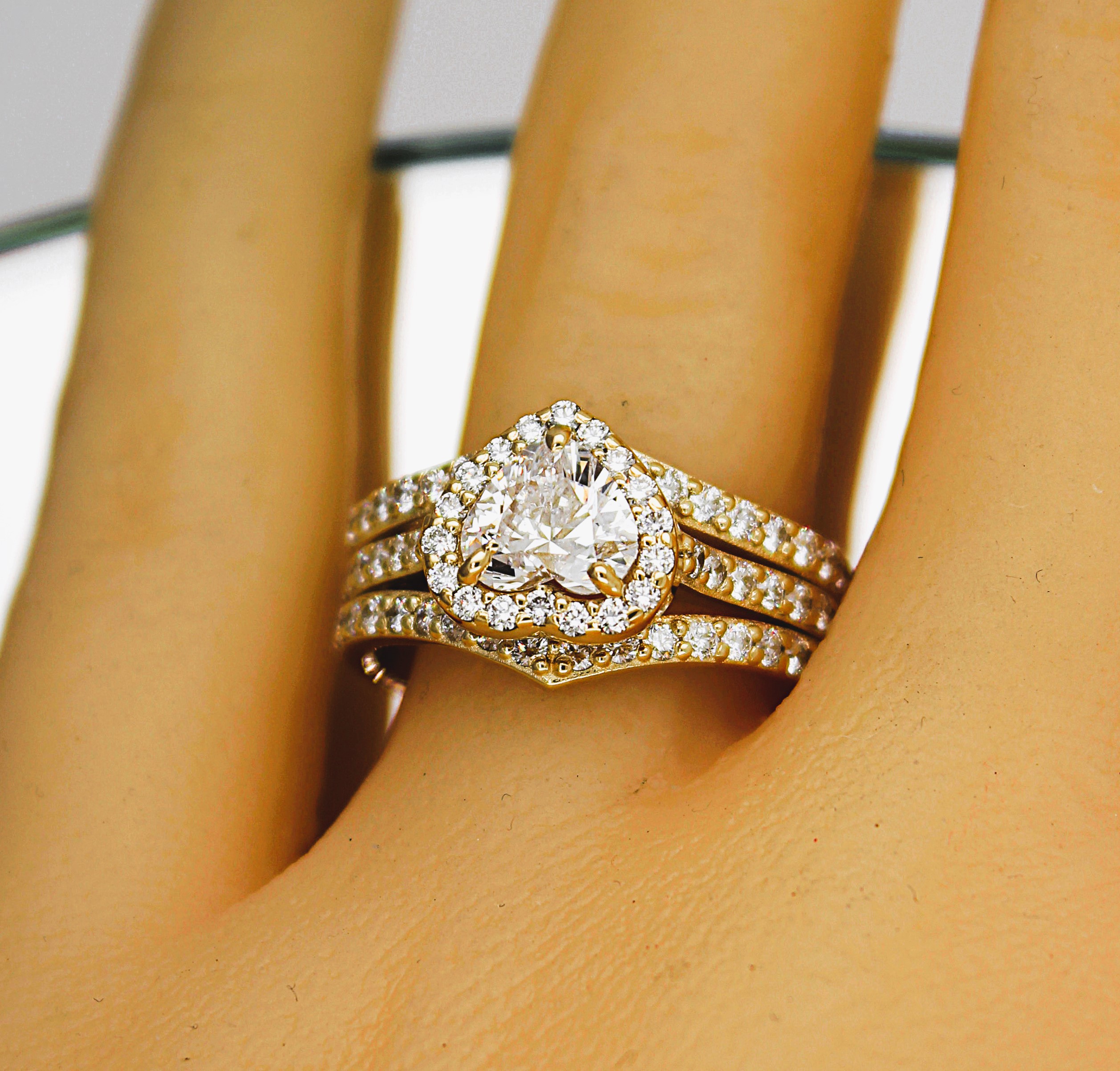 Heart Shape Bridal Set with Halo